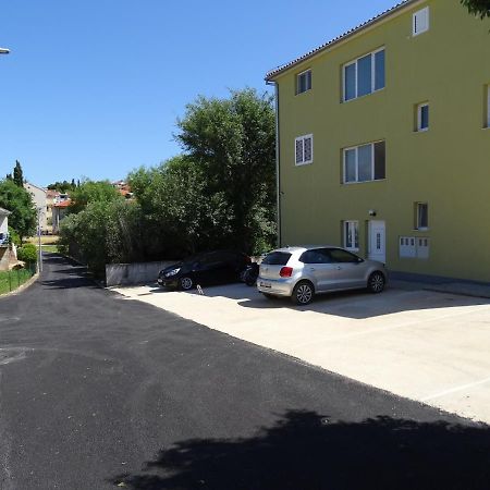 Apartments Kate Murter Exterior photo